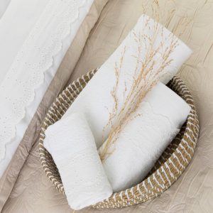 sentonia-me-dantela-set-isabella-petsetes