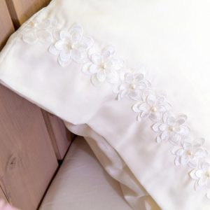 sentonia-me-dantela-set-perla-maxilarothiki